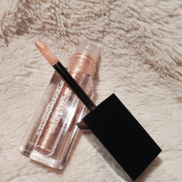 StudioMakeup Other - Studiomakeup Endurance cream eyeshadow Pink *NEW*